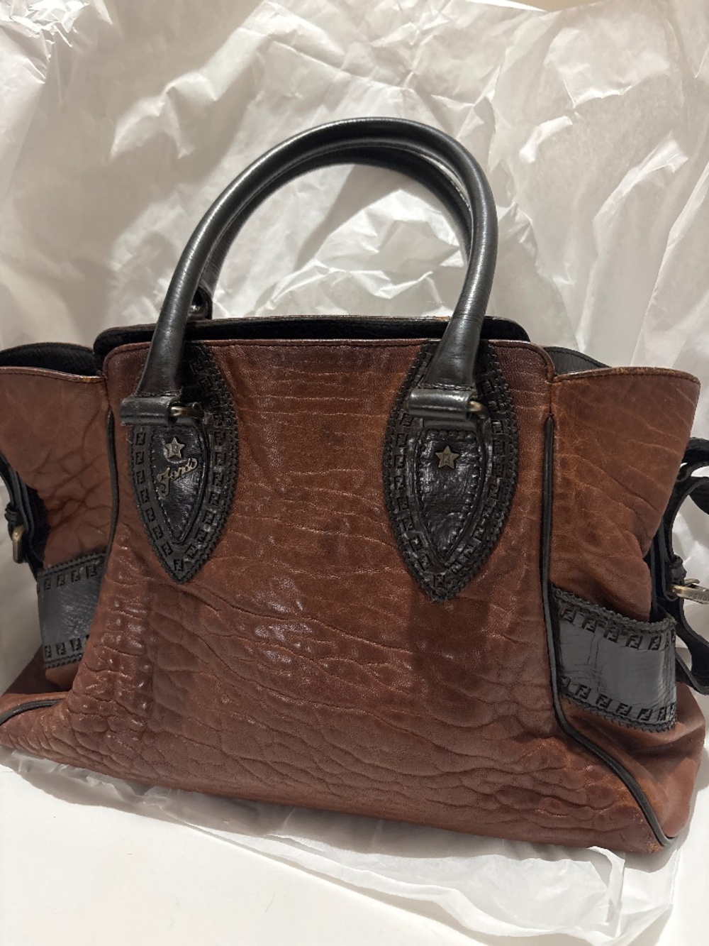 Fendi Authenticated western style leather bag